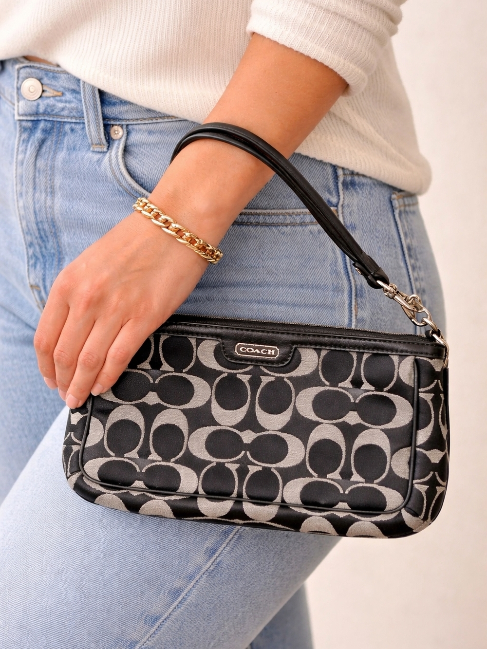 COACH Black & Gray Signature Wristlet Clutch